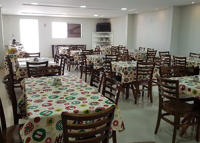Max Hotel